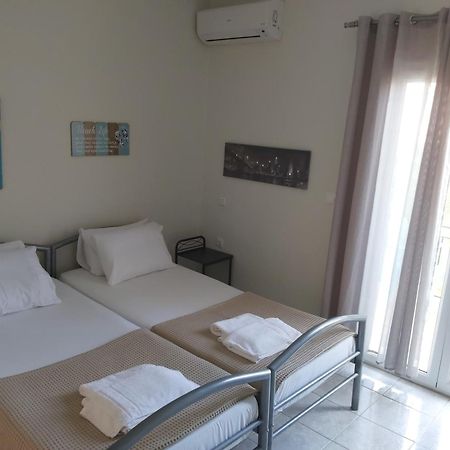 Frodo Studios Kavos Luaran gambar